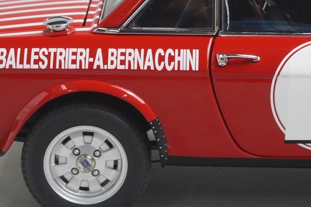 1:18 AUTOart 87219 Lancia Fulvia 1.6HF Sanremo Rally 1972 #2 model car