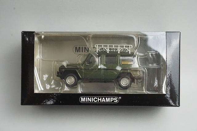 1:43 MINICHAMPS 400038001 Mercedes-Benz 230GE 1980 Green Metallic model car