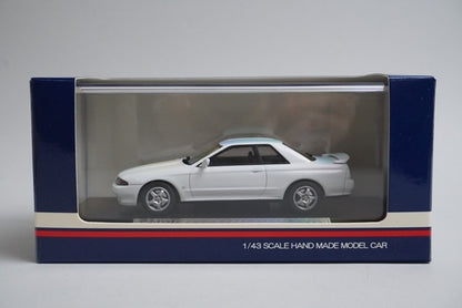 1:43 Hi-Story HS022 Nissan Skyline Sports Coupe GTS-t Type M 1989 Crystal White model car