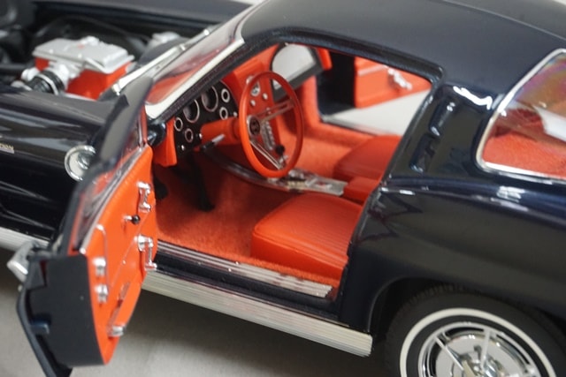 1:18 AUTOart 71181 Chevrolet Corvette Coupe 1963 Daytona Blue