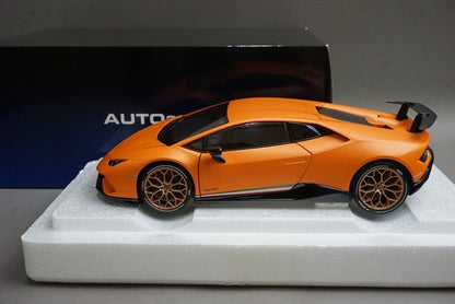1:18 AUTOart 79152 Lamborghini Huracan Performante Matte Orange model car