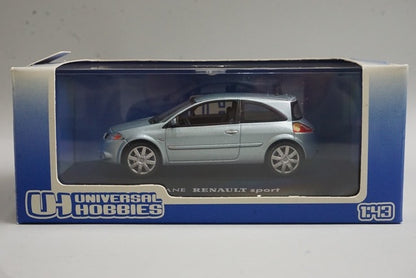 1:43 Universal Hobbies E2051 Renault Sport Megane Metallic Silver