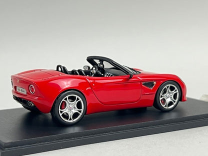 1:43 Spark S0397 Alfa Romeo 8C Spider Prototype 2005 Red