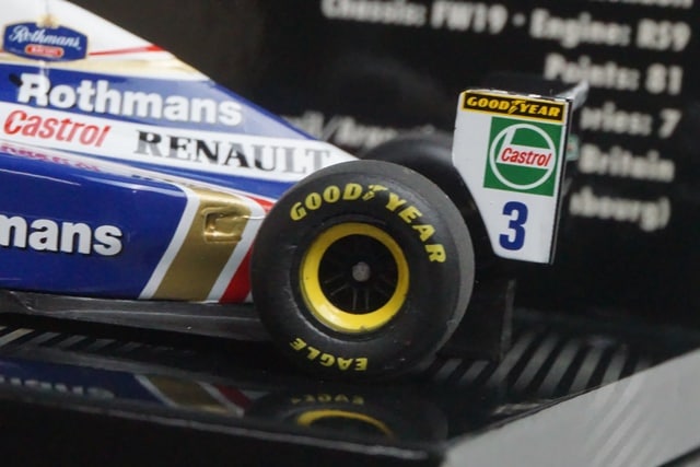 1:43 MINICHAMPS 436970003 Williams Renault FW19 World Champion J.Villeneuve 1997 #3 Rothmans model car