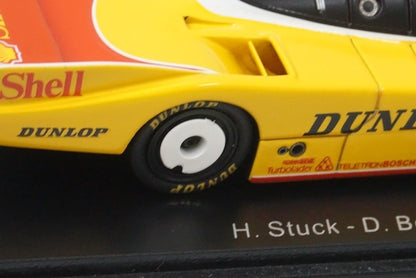 1:43 SPARK S0901 Porsche 962C LM Le Mans 1988 #17 Shell