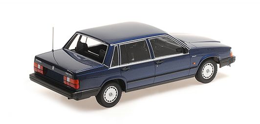 [ Back-order ] MINICHAMPS 155171701 1:18 Volvo 740 GL 1986 Dark Blue Metallic model car