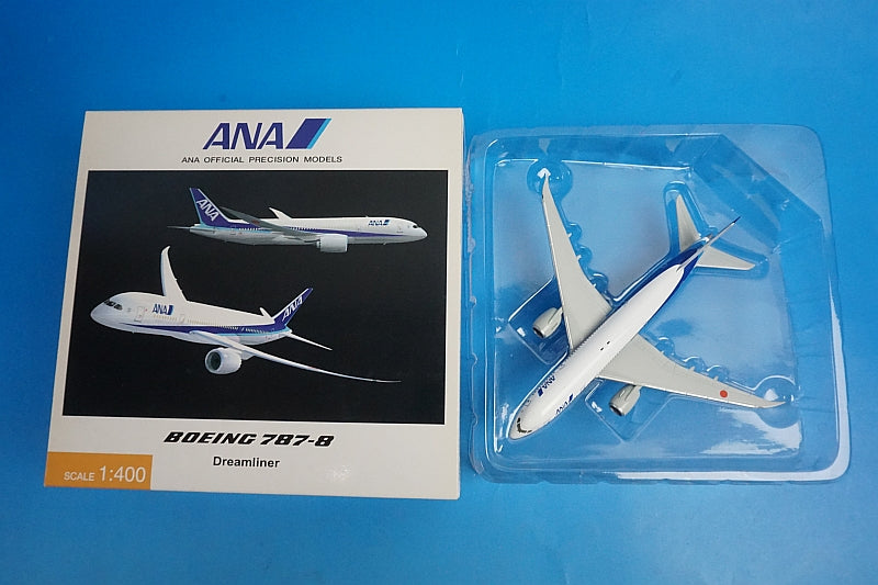 1:400 B787-8 ANA Dreamliner NH40028 ANA