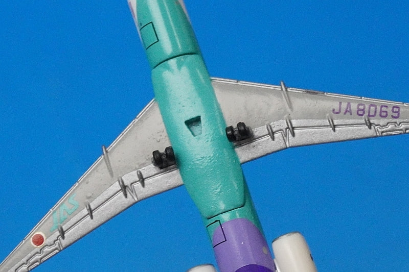 1:500 MD-90 JAS Akira Kurosawa Unit 6 JA8069 JD51011 JALUX airplane model