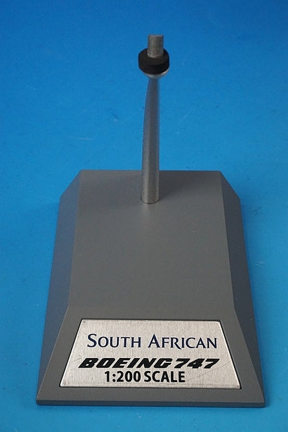 1:200 B747-200 South African ZS-SAN JF-747-2-032 JFox Models airplane model