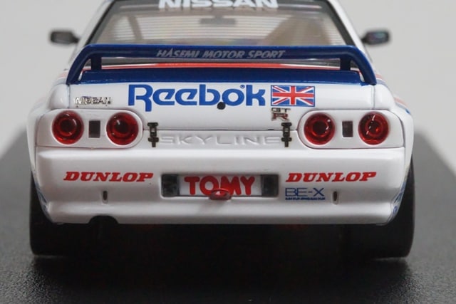 1:43 HPI 8606 Nissan Reebok Skyline GT-R JTC SUZUKA 1990 #1