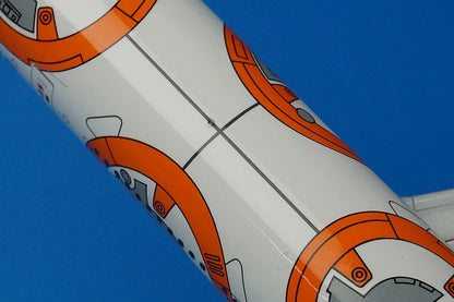 1:200 B777-300 ANA STAR WARS BB-8 JA789A EW277W007 JC Wings airplane model