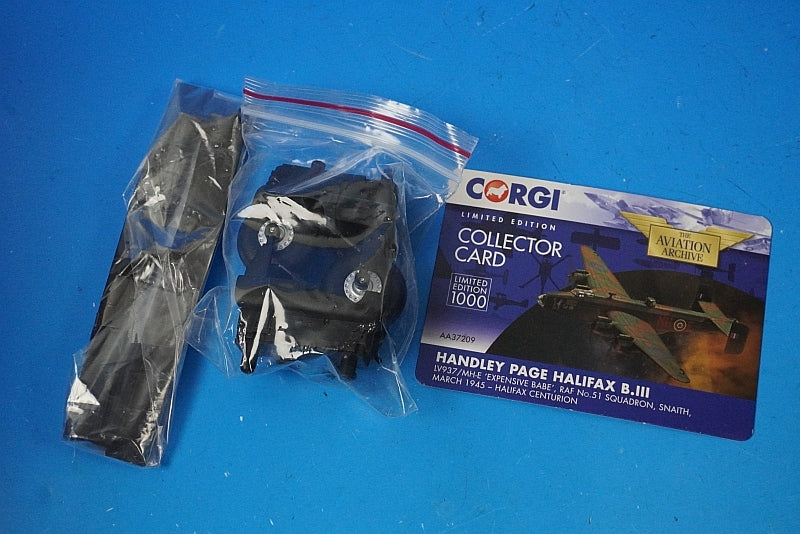 1:72 Handley Page Halifax B.III Royal Air Force Lv937/MH-E EXPENSIVE BABE AA37209 Corgi