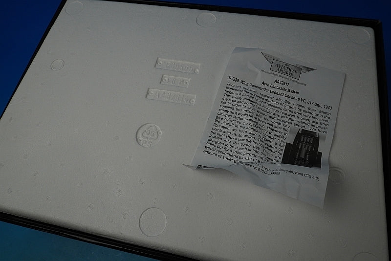 1:72 Avro Lancaster B MkIII RAF Leonard Cheshire 1943 AA32617 Corgi