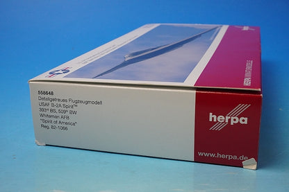 1:200 B-2A Spirit USN Air Force #82-1066 Spirit of America Whiteman Field 558648 Herpa airplane model