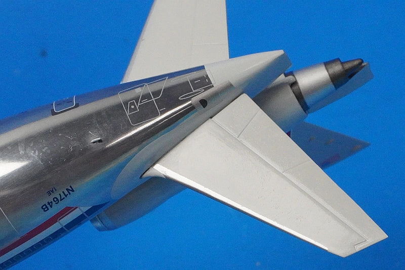 1:200 MD-11 AA American N1764B G2AAL435 Gemini airplane model