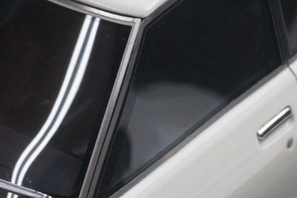 1:18 ignition model IG1979 Nissan Skyline 2000 GT-X White model car