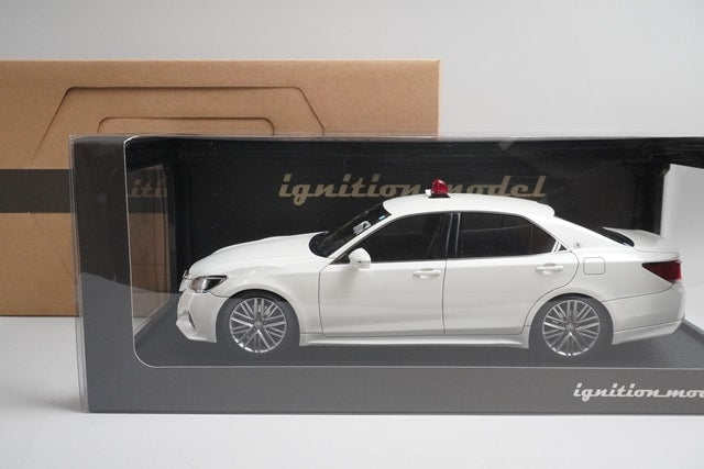 1:18 ignition model IG2195 Toyota Crown GRS214 Osaka Prefectural Police model car