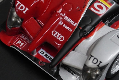 1:43 SPARK 43LM10 Audi R15 Plus TDI Sport North American Le Mans 2010 #9 model car
