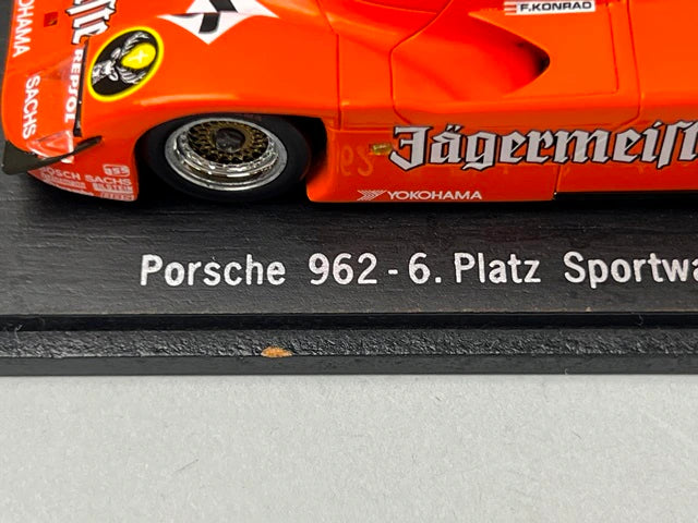 1:43 SPARK CAP04300211 Porsche Special Order Porsche 962 6.Platz Sportwagen WM Nurburgring 1989 #16 Jagermeister