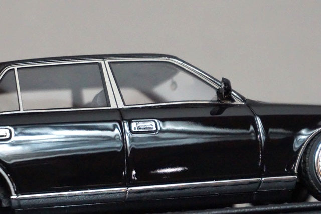 1:43 ignition model IG0695 Toyota Century GZG50 Black