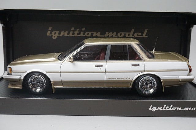 1:18 ignition model IG1486 Toyota Cresta GT TWIN Turbo White / Gold