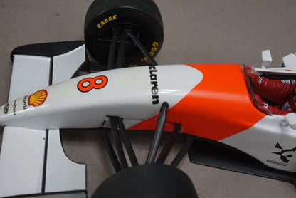 1:18 MINICHAMPS 540931808 McLaren Ford MP4-8 1993 #8 A.Senna