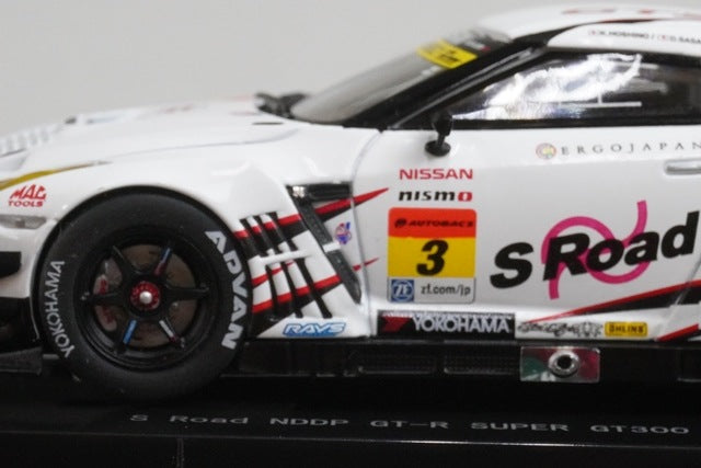 1:43 EBBRO 44926 Nissan S-Road NDDP GT-R Super GT300 2013 #3 model car