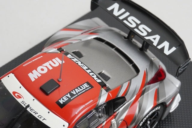 1:43 EBBRO 43723 Nissan Motul Pit Work Z Super GT500 Malaysia 2005 #22 model car