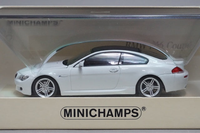 1:43 MINICHAMPS 436026120 BMW M6 Coupe 2007 Linea Bianco No.5