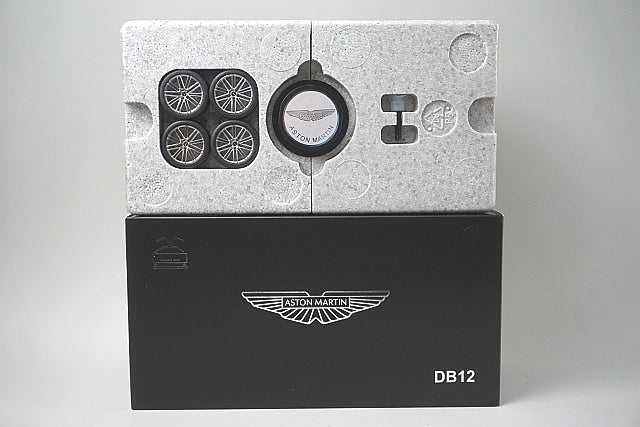 8241221B Xiao Guang MODEL 1:18 Aston Martin DB12 2024 Black *Replacement wheels included