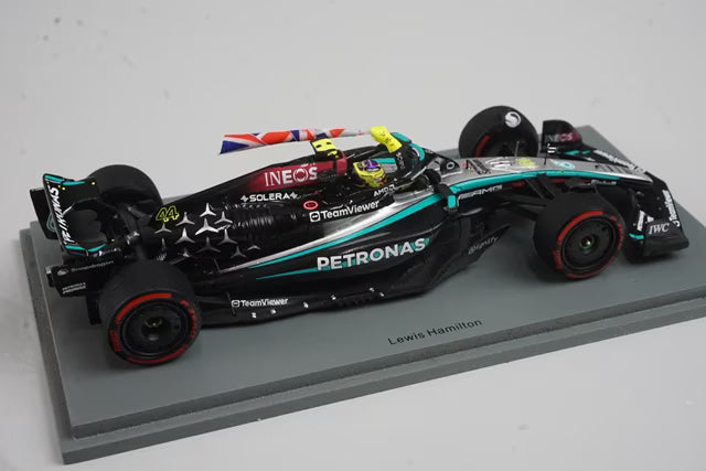 1:43 Spark S9533 Mercedes-AMG Petronas F1 Team W15E Performance British Grand Prix Winner 2024 #44 L. Hamilton