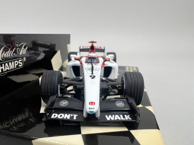 1:43 MINICHAMPS 400040079 BAR Honda Show Car 2004 #9 J. Button