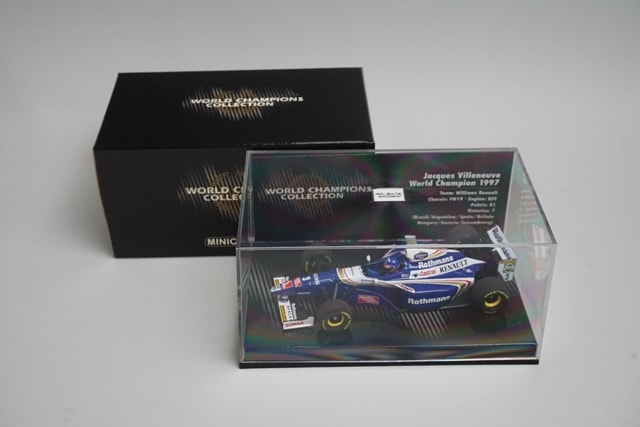 1:43 MINICHAMPS 436970003 Williams Renault FW19 World Champion J.Villeneuve 1997 #3 Rothmans model car