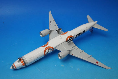 1:200 B777-300ER ANA STAR WARS Star Wars BB-8 JA789A NH20094 ANA airplane model