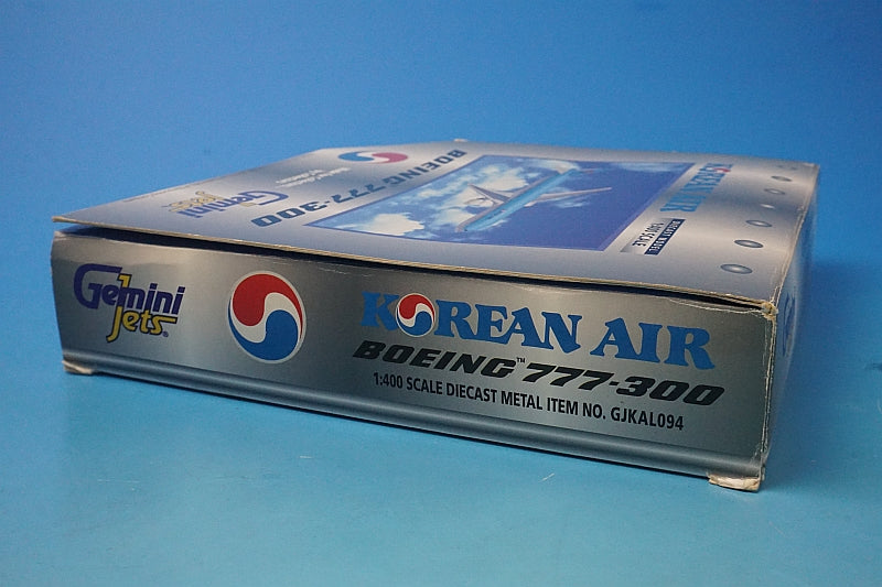 1:400 B777-300 Korean Air HL7533 GJKAL094 Gemini airplane model