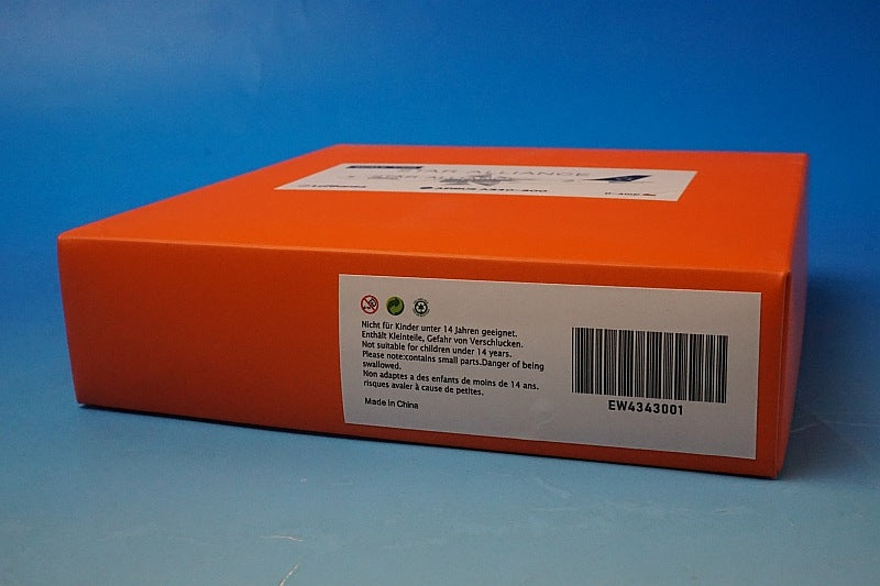 1:400 A340-300 Lufthansa Star Alliance D-AIGN EW4343001 JC Wings airplane model