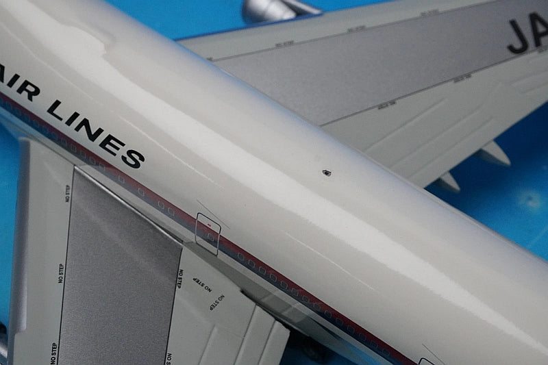 1:200 B747-100 JAL Old Crane Maru Livery First Aircraft JA8101 BBOX1313 Blue Box airplane model