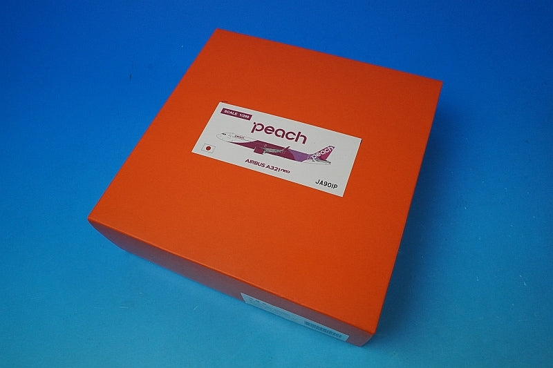 1:200 A321neo Peach JA901P EW221N014 JC Wings airplane model
