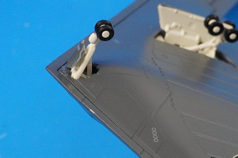 1:200 B-2A U.S. Air Force 509th Bomb Wing 13th Bomb Squadron Spirit of New York 556019 Herpa airplane model