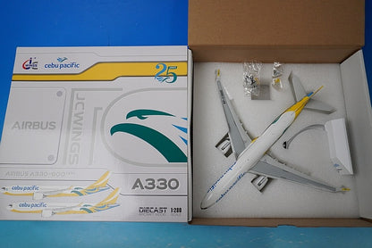 1:200 A330-900neo Cebu Pacific XX20235 JC Wings airplane model