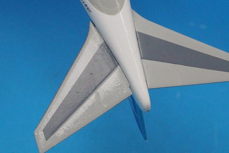 1:500 B747SR-81 ANA JA8190 NET Models airplane model