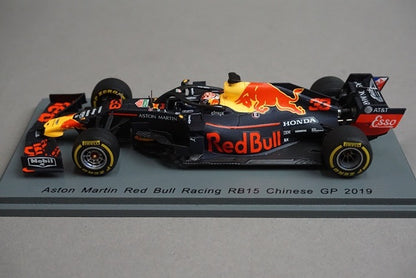 1:43 SPARK S6078 Aston Martin Red Bull Racing Team #33 TBC 2019 RB15 M.Verstappen model car