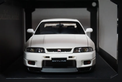 1:18 ignition model IG1310 Nissan Skyline GT-R (R33) Vspec White