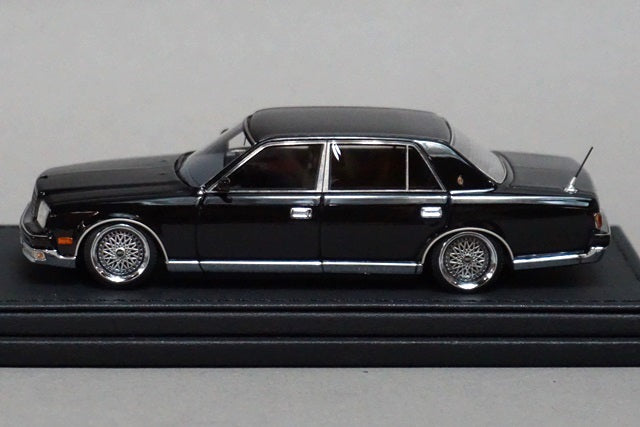 1:43 ignition model IG0695 Toyota Century GZG50 Black