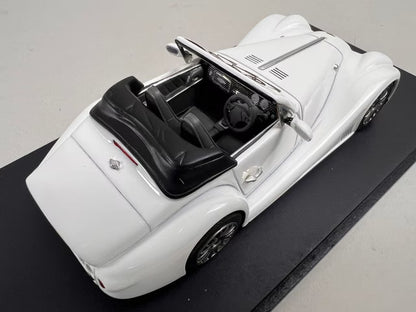 1:43 Spark S0374 Morgan Aero 8 2006 White