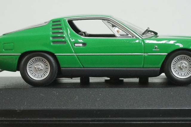 1:43 MINICHAMPS 400120621 Alfa Romeo Montreal 1973 Green model car