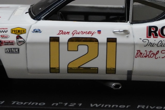 1:43 SPARK S3594 Ford Torino Riverside Winner 1968 #121