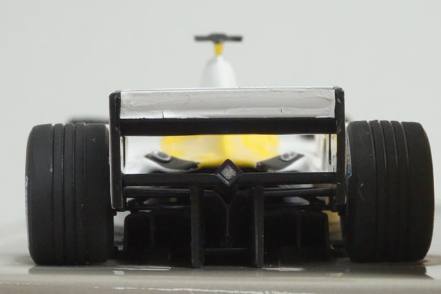 1:43 MINICHAMPS 400020185 Renault F1 B201 Barcelona Test Car 2002 #15 J.Button model car