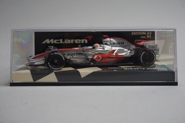 1:43 MINICHAMPS 530084322 Vodafone McLaren Mercedes MP4-23 2008 #22 L. Hamilton model car