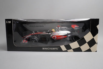 1:18 MINICHAMPS 530091801 Vodafone McLaren Mercedes MP4-24 2009 #1 L. Hamilton model car